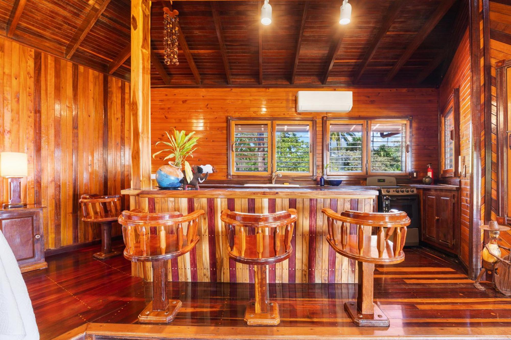 Tambor Tropical Beach Resort- Adults Only Bilik gambar